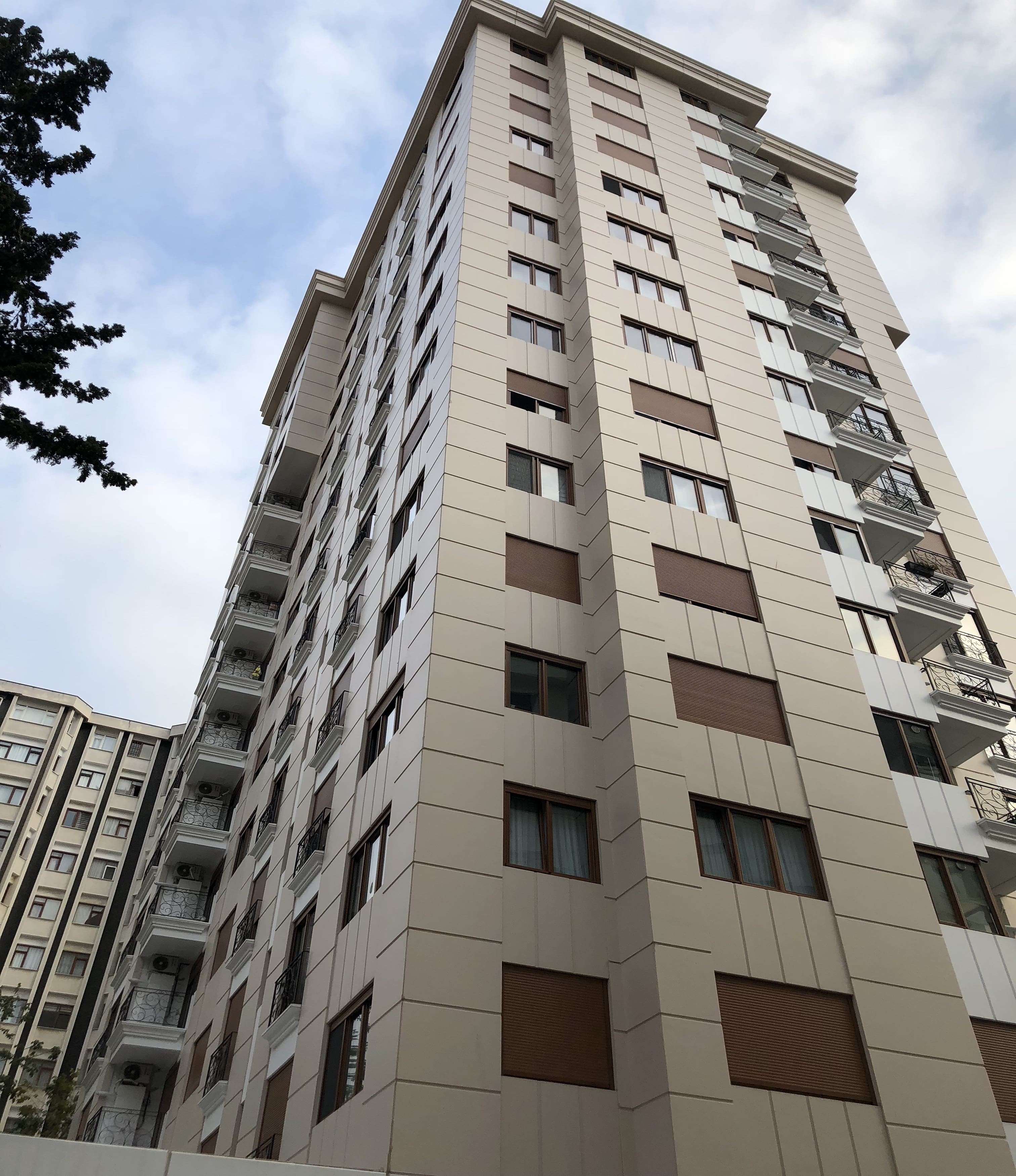 TANIŞLAR DİLEK APARTMANI
